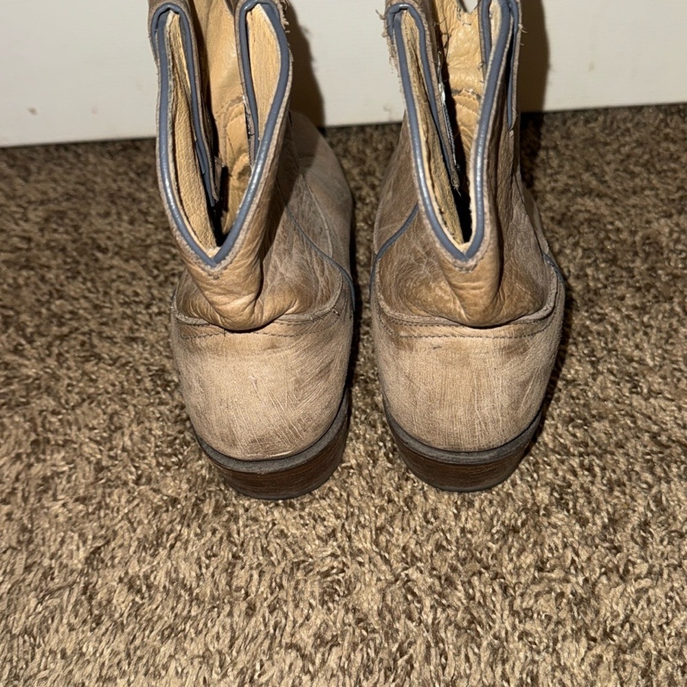 Frye Leather Ankle Short Western Boots - Picture 7 of 8
